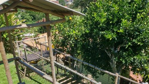 Taman di luar Pousada dos Anjos
