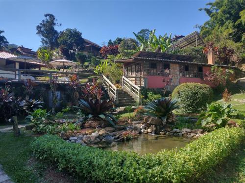 Taman di luar Pousada dos Anjos