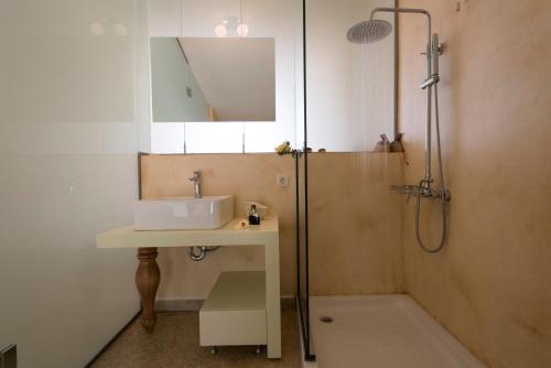 A bathroom at Libyan Mare