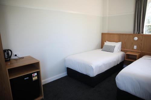 Mortdale Hotel Image