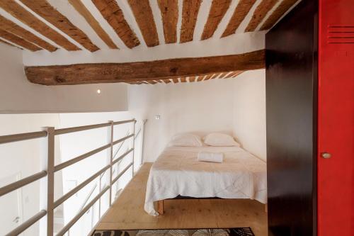 Incredible loft in Vieil Antibes with AC