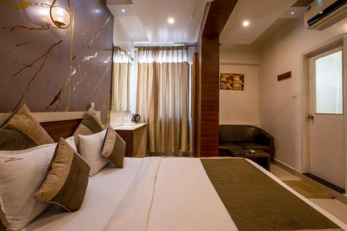 Gallery image of Aishwarya Suites in Mysore