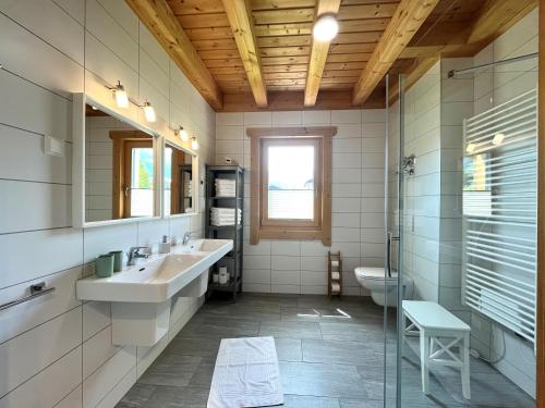 Un baño de Bergchalet Raffalt