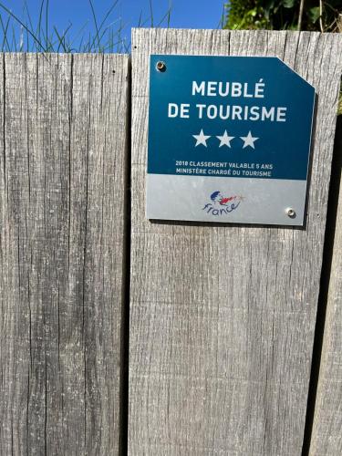 Сертификат, награда, вывеска или другой документ, выставленный в Bellevues-Sur-Mer, à 100 m de la plage