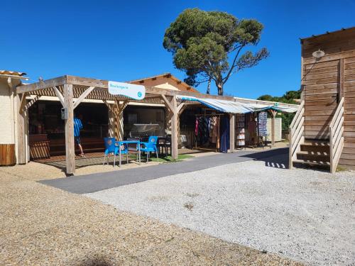 Mobil Home spacieux Camping Mar Estang 4*