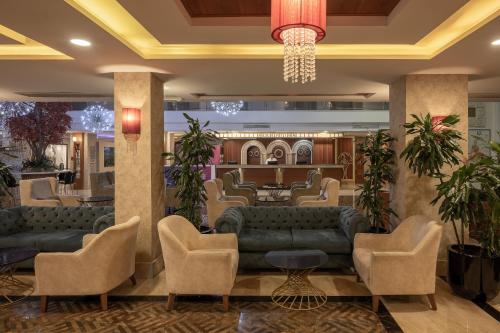 Ruang duduk di Sealife Family Resort Hotel