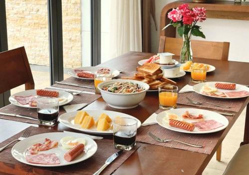 Mad i villaen eller i nærheden