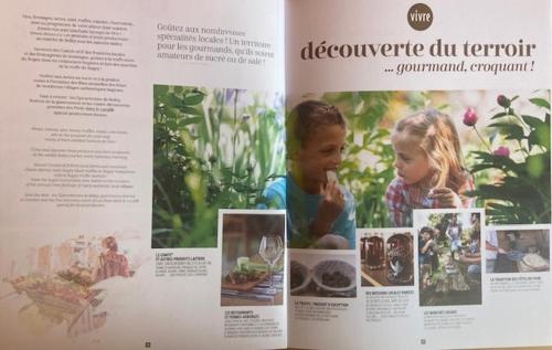 a page of a book with pictures of children at Au Château Saint Blaise in Virignin