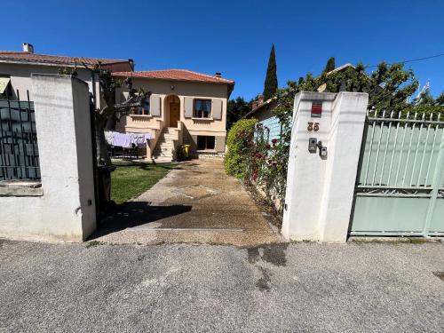 Maison familiale 3 chambres, parking gratuit photo 7