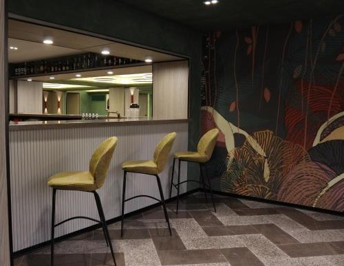 Ruang duduk di Hotel Kazzhol Almaty
