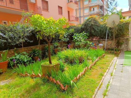[Rome] House with garden near the Olympic Stadium