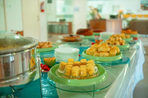 Makanan di atau berdekatan hotel