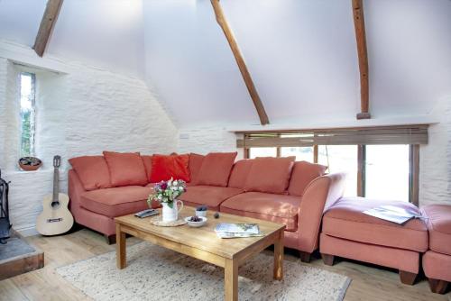 Ruang duduk di Fletchers Combe Farm