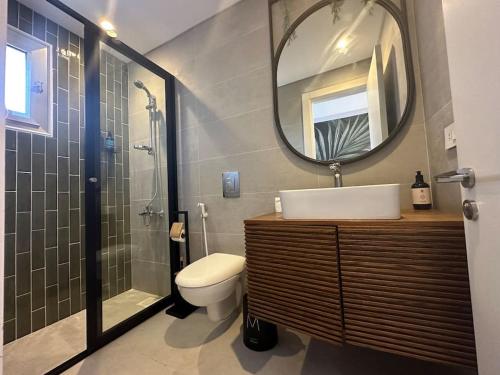 Bilik mandi di Achrafieh Rooftop 1-BR with Jacuzzi
