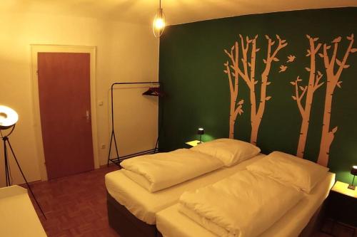 Postel nebo postele na pokoji v ubytování Bright, Modern and Spacious - Apartment "Lola" Family & Workplace