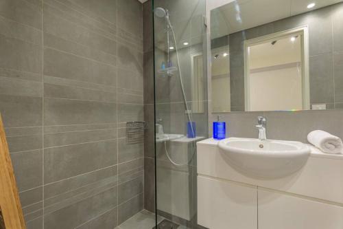 Ένα μπάνιο στο Santiago Duplex in Ashrafieh