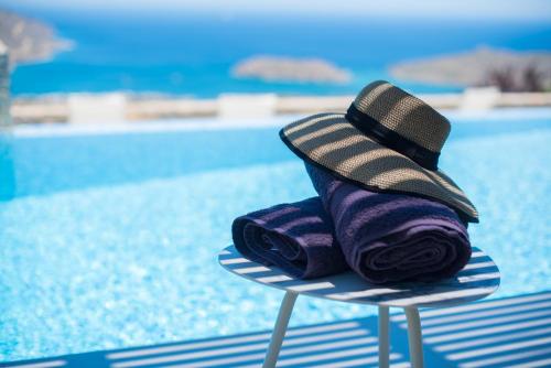 Бассейн в Villa Sendal Spinalonga View или поблизости
