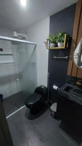 Phòng tắm tại SUPER DUPLEX - ALTO PADRAO - FRENTE PISCINAS - 02 VAGAS GARAGEM - Winterville - Gravatá