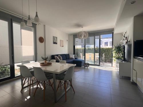 Punta Prima Villa 3 bedrooms and solarium sea view
