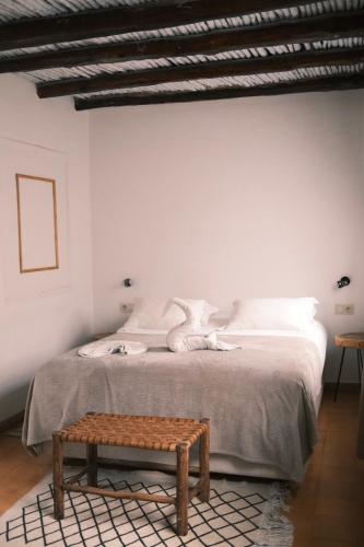 Postel nebo postele na pokoji v ubytování Riad Bianca Essaouira Guest House