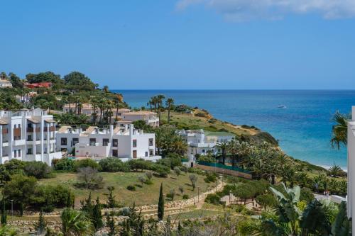 Porto de Mos 69 by Destination Algarve