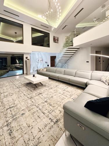 Χώρος καθιστικού στο Exquisite Luxury Paradise