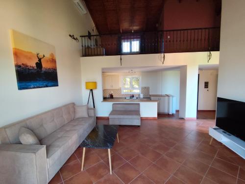 Gallery image of Villas EPTA KARPI Complex of 7 Luxury Villas in Skriperón