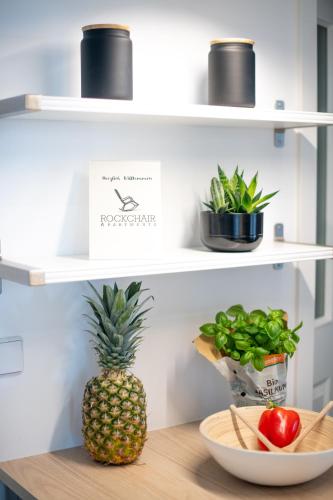 KAISER 02 by ROCKCHAIR Apartments l SUPERHOST Status l 3 Bedrooms Boxspringbeds 2 Bathrooms l Cozy Family & Business Flair 155 sqm 3 Balcony 2nd Floor Elevator up to 10 guests welcomes you! photo 40