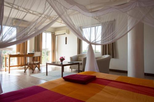 Gallery image of Q-Bar & Guesthouse in Dar es Salaam