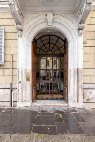 Luxury apartment in the Heart of Rome - near metro A and B photo 7