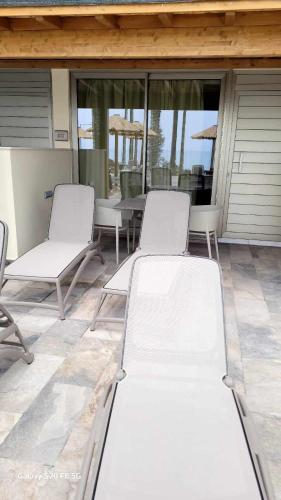 Balkoni atau teres di Simos Magic Beach Hotel Apts