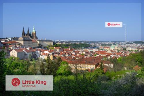 Udsigt til Prag eller udsigt til byen taget fra hotellet