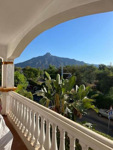 Apartamento Dama de Noche 5 pax y terraza en Marbella Puerto Banus