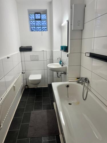 Kúpeľňa v ubytovaní 2 Einzelbetten - 2 Zimmer