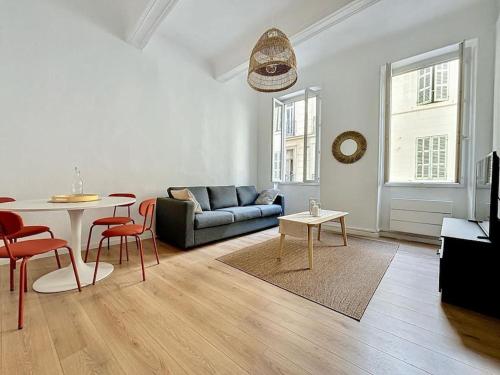 Appartement Hyper Central - Spacieux & Confortable - Les Frères de la Loc'