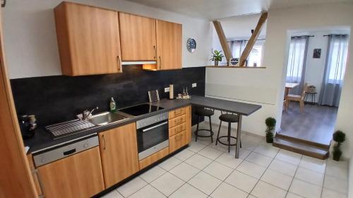 Köök või kööginurk majutusasutuses Gemütliche Wohnung 80qm - viele Ausflugsziele