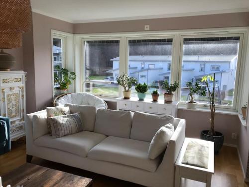 Fotografie z fotogalerie ubytování Ljus och fräsch lägenhet i Ljungskile v destinaci Ljungskile