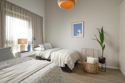 "CASA BELLA VITA" with large SPA and counter-current swimming near the beach! photo 2
