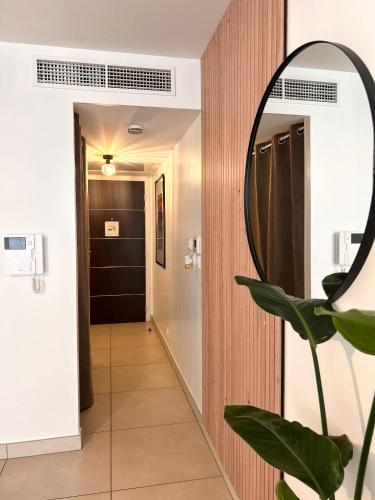 Studio NEUF - PORTES DE MONACO - Confort - Wifi - Clim photo 16