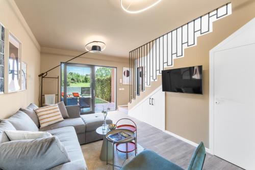 Foto NEW stylish Casa Melisa with 2 gardens and BBQ facilities! 5