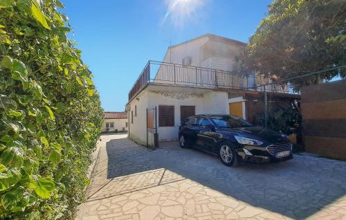 1 Bedroom Beach Front Apartment In Medulin