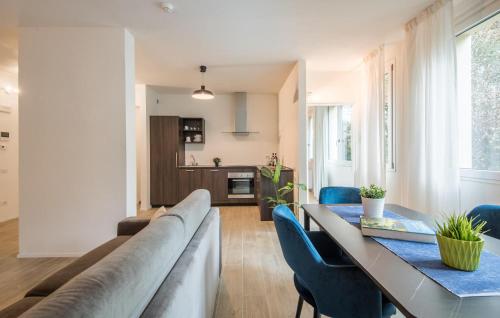 Η κουζίνα ή μικρή κουζίνα στο Pet Friendly Apartment In Siena