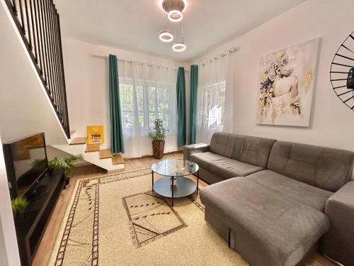 B-Home 2132 Göd, Otthon utca kép - 3