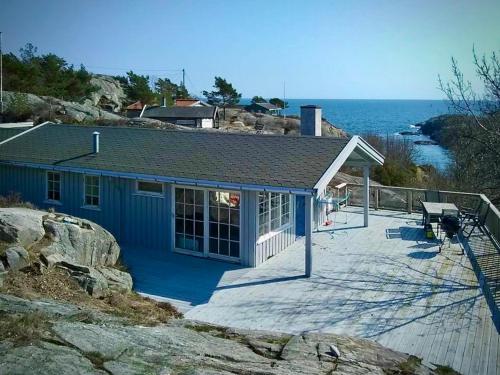 Gallery image of Idyllic Cabin in Lillesand fantastic ocean view in Lillesand