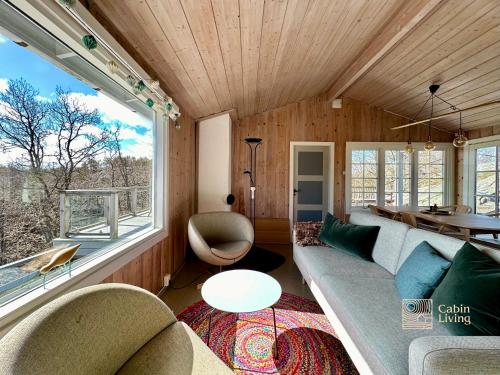 Gallery image of Idyllic Cabin in Lillesand fantastic ocean view in Lillesand