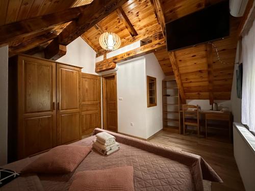 Postel nebo postele na pokoji v ubytování Guesthouse Green Valley