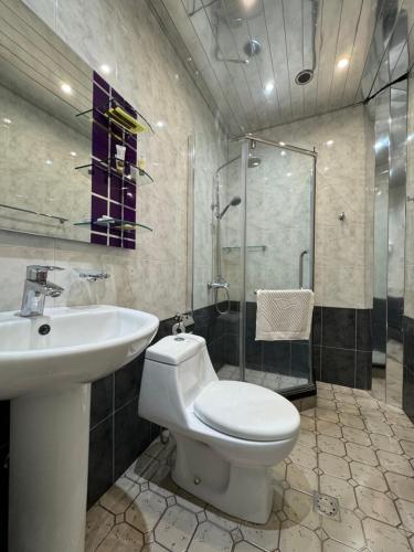 Mia Casa Hotel Yerevanにあるバスルーム