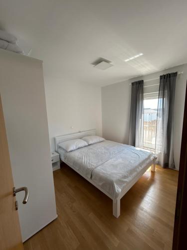 Apartman Malu Rogoznica