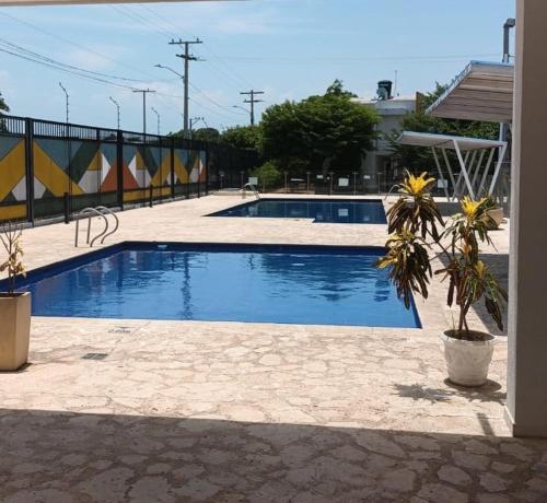 Bazén v ubytování C Brasil nebo v jeho okolí