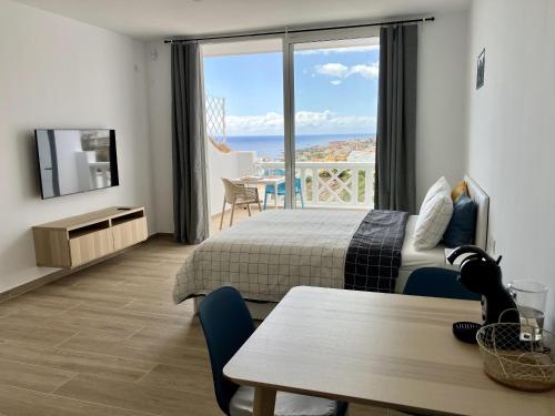 Costa Adeje - Modern Apartment with Terrace Views of Ocean & Sunset